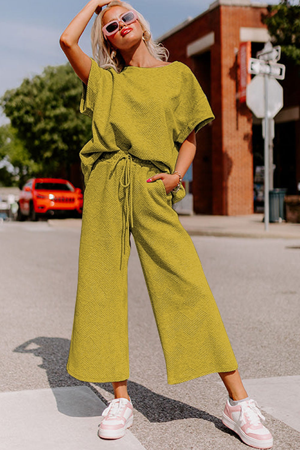 Gray Textured Loose Fit T Shirt and Drawstring Pants Set